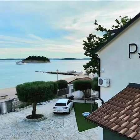Pauk * Pakoštane